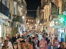 Turismo a Taormina, oltre 1 milione di presenze: + 3,7% in pi&ugrave; rispetto al &rsquo;25