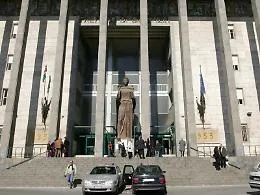 La Corte d&rsquo;appello assolve 58enne dall'accusa di violenza sessuale