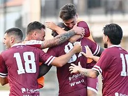 Acireale, che ribaltone nel derby contro il Giarre: decidono Cocimano e Mokulu