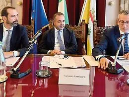 I sindaci dello Stretto sono i pi&ugrave; amati, Basile: &laquo;Serve un'unica visione per mobilit&agrave; e sviluppo&raquo;