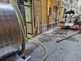 A Trapani l'acqua resta inquinata: cittadini in piazza per chiedere risposte e tempi certi