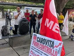 &laquo;Prezzi alle stelle, salari e pensioni non bastano pi&ugrave;&raquo;