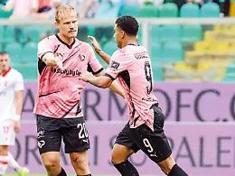 Palermo capolista, la corsa verso la gloria riparte da Empoli 