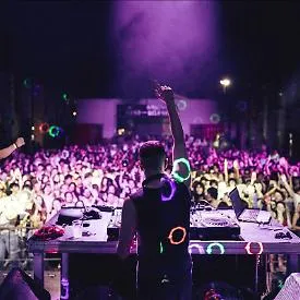 Dieci serate sotto le stelle: il Cous Cous Fest porta concerti gratuiti sulla spiaggia di San Vito Lo Capo