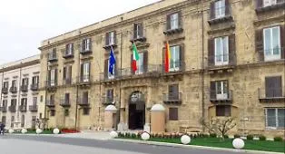 Alla Regione evitare la corsa degli analfabeti