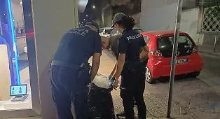 Lotta nella notte ai "furbetti" dei rifiuti a Catania: 110 cittadini multati per abbandono e errata differenziata