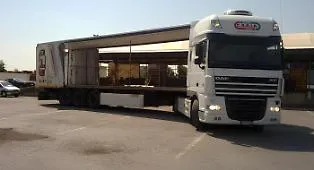 Caro carburanti, parla un "padroncino": &laquo;Per un solo camion oltre 800 euro in pi&ugrave; a settimana. Entro ottobre potrei chiudere&raquo;