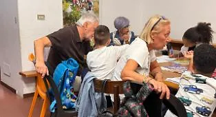 Tetto agli studenti stranieri, Meloni prova a ricucire con il Colle