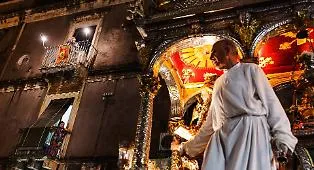 Processioni e feste patronali, nuove linee guida: basta ingerenze politiche e pregiudicati nei comitati, percorsi pi&ugrave; brevi