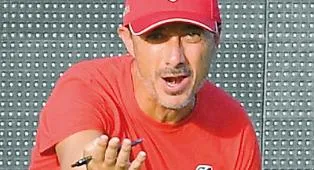 Il Catania non caccia il tecnico Longo: "Ha la nostra piena fiducia"