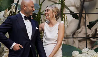 Amore confermato: Cristel Carrisi rinnova le promesse con Davor Luksic, ma tra i sorrisi manca Al Bano