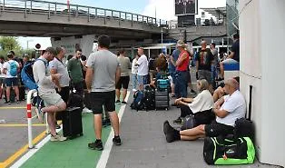L'estate da incubo dell'aeroporto di Catania: stop ai voli per 20 giorni su 70. Promossi e bocciati tra le compagnie aeree