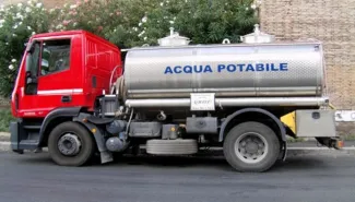 Autobotti a Trapani, la Vittorioso: "Acqua non potabile ma non inquinata" dopo i controlli della Guardia di Finanza