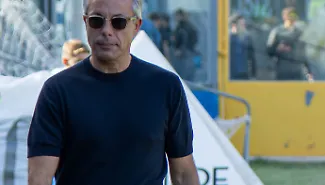 Siracusa, contestazione a Ricci allo sbarco a Messina