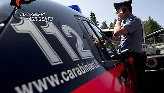 San Leone, trentenne drogato devasta un hotel e irrompe in casa dei residenti: arrestato dopo la fuga