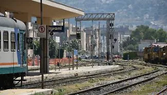 Il mercoled&igrave; nero di chi voleva spostarsi da Trapani a Palermo con il treno
