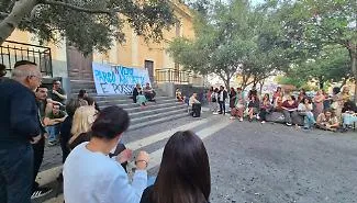 Corso dei Martiri, l'assemblea pubblica &egrave; un successo: &laquo;Faremo una proposta civica alternativa a quella privata&raquo;