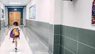Scuola, la rabbia dei collaboratori precari: "Si pensa a studenti e insegnanti, ma noi siamo dimenticati da tutti"