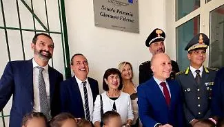 Il plesso scolastico "La Pira 3" intitolato a Giovanni Falcone
