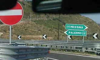 A20 Messina-Palermo, barriere a rischio crollo: scattano nuovi limiti e restrizioni per le corsie
