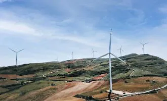 La Sicilia traina le rinnovabili: produce il 17% di tutta l'energia eolica d'Italia e l'8,5% di quella fotovoltaica