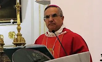La Procura chiede due anni di carcere per il vescovo di Piazza Armerina Rosario Gisana