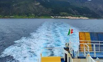 Isole minori, pronto l'accordo per trasferire tutte le tratte alla Regione. Ma c'&egrave; il nodo degli extra costi