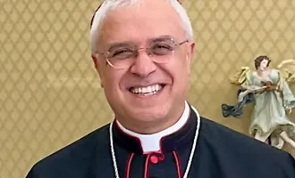 Monsignor Renna operato al "San Marco": "Ringrazio quanti mi hanno sostenuto con affetto e preghiera"
