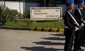Stop alle telefonate dei boss dalle carceri: il primo jammer in azione a Secondigliano