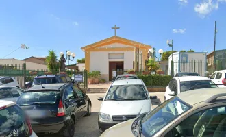 Acqua alla chiesa abusiva di Santa Rosa per "errore" (e grazie a un trucco), l'Aica si scusa ma insorgono i residenti di Maddalusa