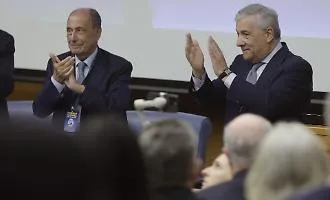 Schifani, come si &egrave; arrivati allo stop delle dimissioni. Ma Tajani ha gi&agrave; deciso che non ci sar&agrave; un bis