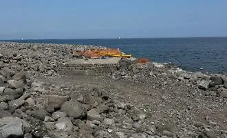 La diga foranea del Caito fu costruita con scarti edili