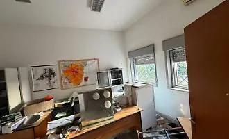 Protezione civile, l&rsquo;ex sede tra faldoni abbandonati e quadri elettrici distrutti