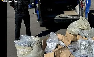 Duro colpo ai narcos etnei: bloccati 2 carichi di droga. Ora si cercano i grossisti