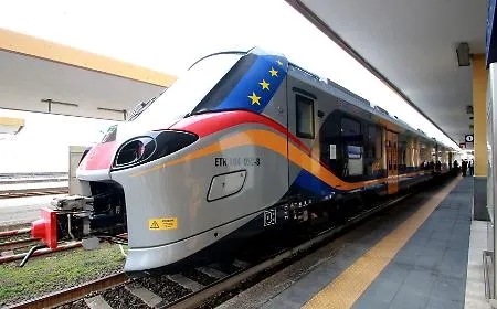 Treni, chiude per quattro mesi la linea tra Catania e Siracusa: cancellazioni, cambi di orario e bus sostitutivi