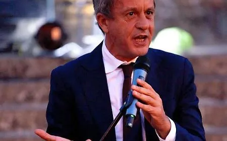 Centrosinistra, Montalto (Avs): &laquo;Basta litigi social e basta corteggiamenti a De Luca, serve l'unit&agrave;&raquo;