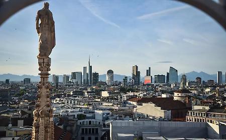 Milano &egrave; la citt&agrave; pi&ugrave; cara d'Italia: pesce, carne, frutta e verdure meglio comprarli a Napoli e a Palermo