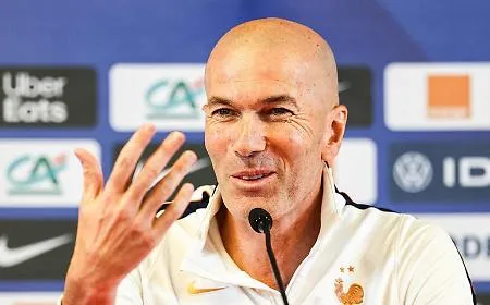 Zidane non si fida e sprona la Francia.: &laquo; L'Italia ha sempre squadre che, in un partita, possono fare sempre cose incredibili&raquo;