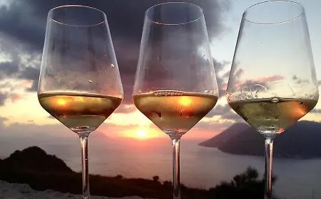 Le Sagre del weekend in Sicilia, cosa fare nel fine settimana tra pesche "insacchettate", ottobrate, trionfi di fichidindia, castagne, noci, vino