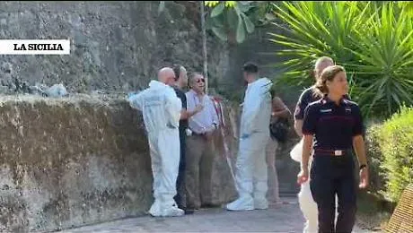 Il video del sopralluogo dei Ris a Riposto: spunta un cellulare nella casa di Noemi