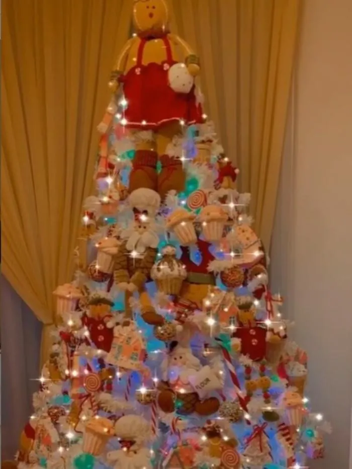 L'albero di Natale che Federica Panicucci allestisce nella stanza dei suoi figli