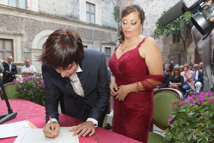 L'unione civile di Rosalba e Laura (foto Davide Anastasi)