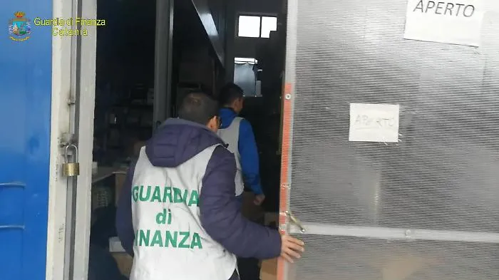 169779344-GdFCatania-Contraffazionegiocattolimp4_1620396115383