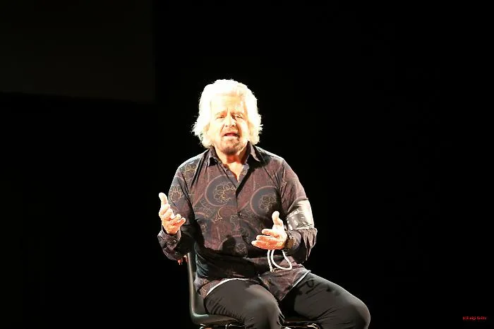 BEPPE-GRILLO-CT-10