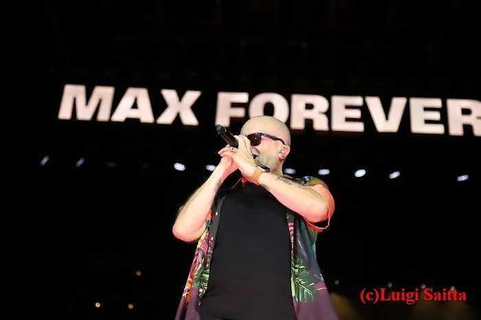 MAX-4