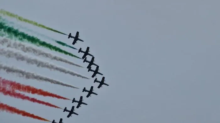 f6