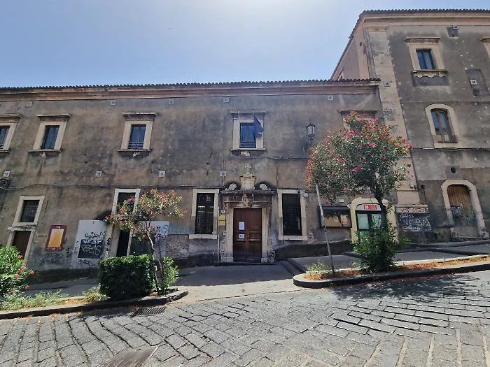 Attivit&agrave; produttive via Sangiuliano esterno