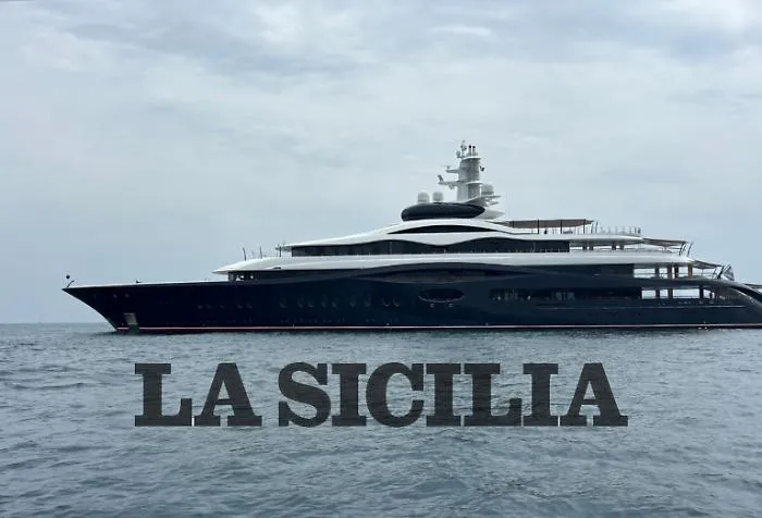 yacht launchpad Zuck