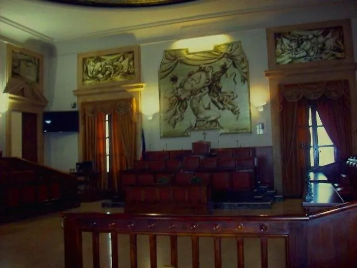 Catania, salta in Consiglio comunale voto per Piano di rientro: manca numero legale
