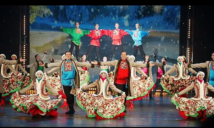 Il Russian National Show "Gzhel" al Teatro Al Massimo di Palermo